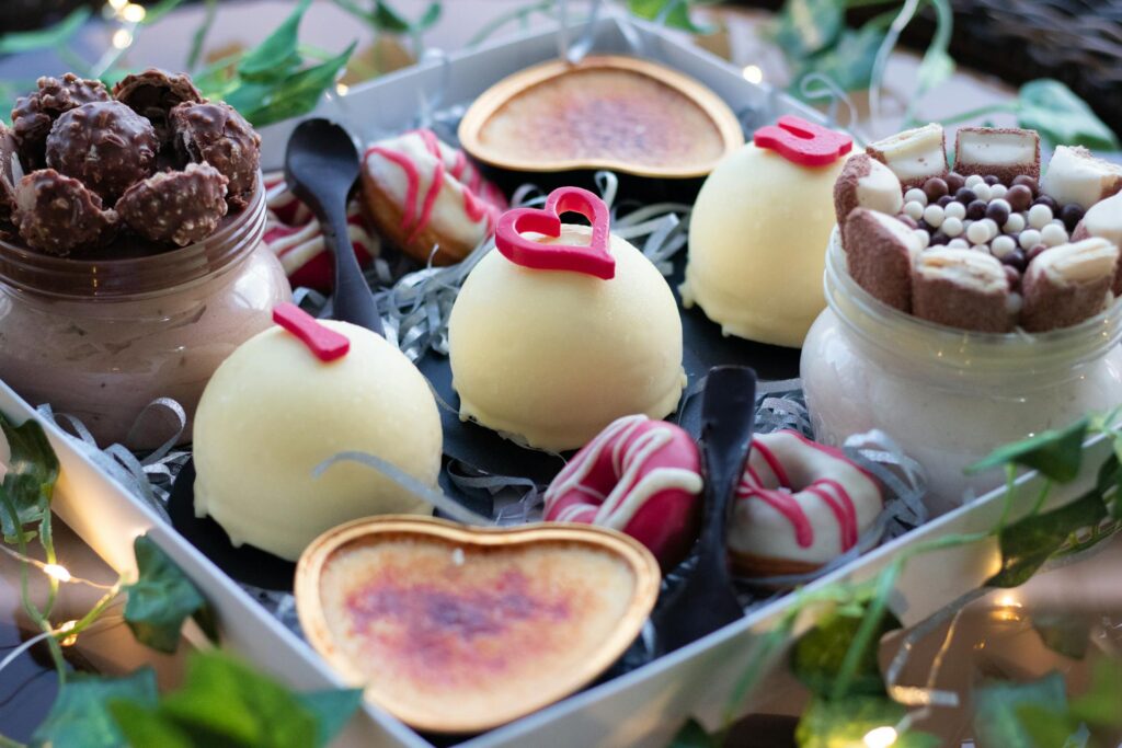 Delicious sweet box for your mother to make her day sweet and special.